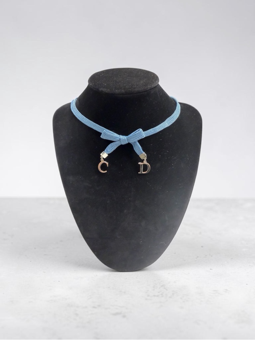 NIB- Christian Dior Blue Ribbon Choker - Picture 3 of 7